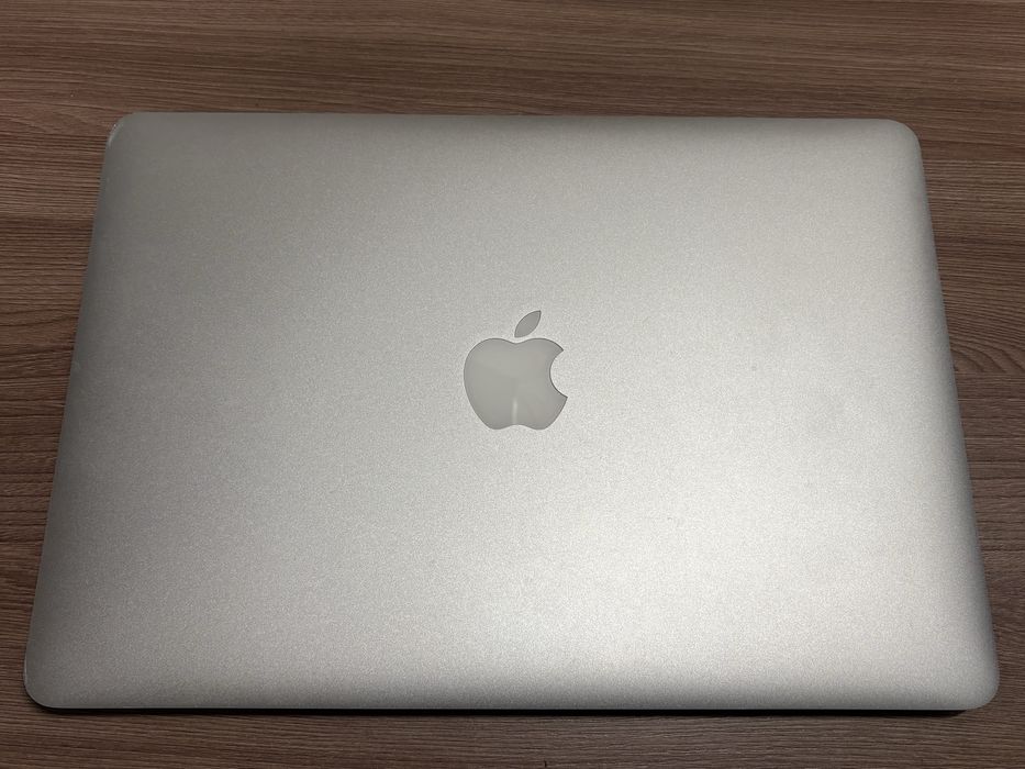 Apple MacBook Air 13 2015 core i5/4gb/128gb a1466  ноутбук