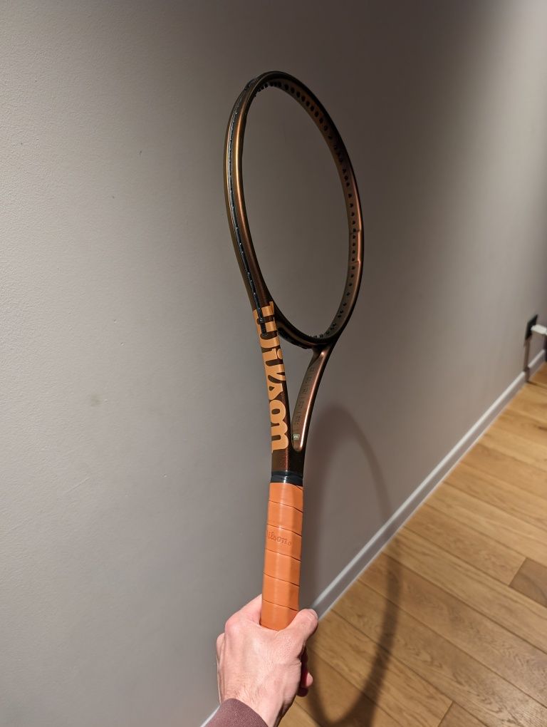 Jak nowa rakieta Wilson Pro Staff 97 v14.0