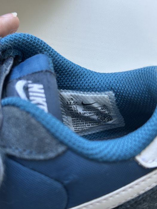 Оригінал Кросівки Nike   Розмір 12,5 С , 29-30(  18,5 см).