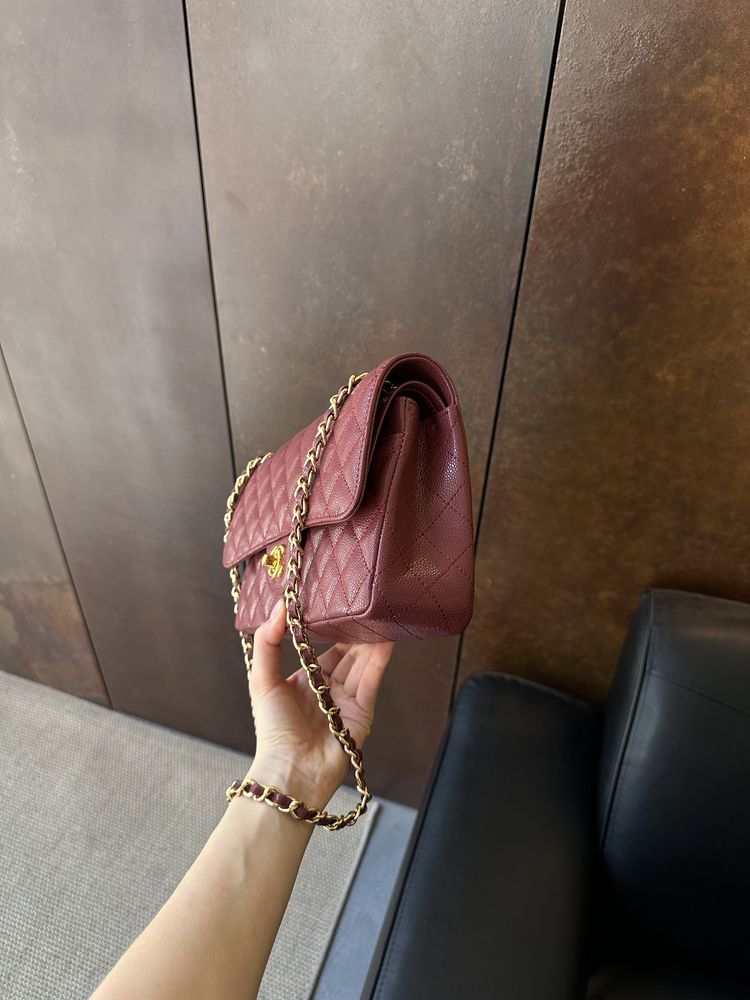 Сумка в стилі Chanel Classic 2.55 Medium Double Flap in Burgundy/Gold