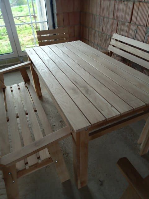 Dębowy komplet mebli ogrodowych