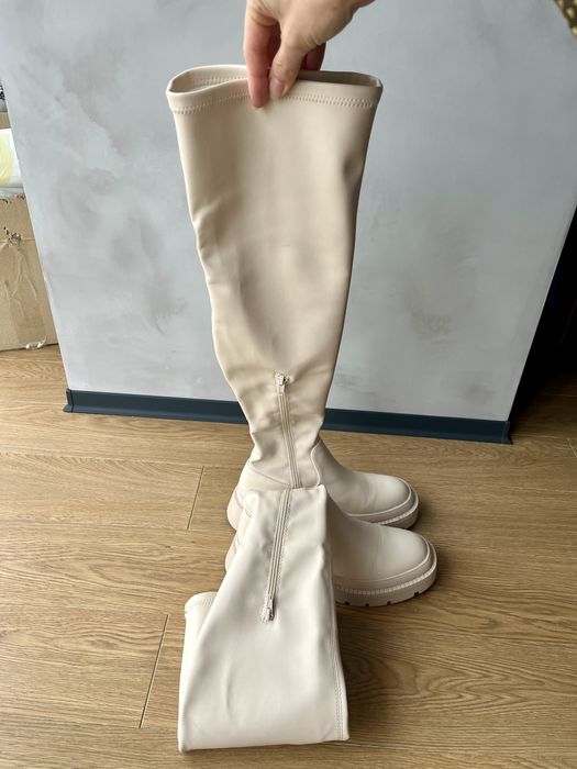 Світлі бежеві ботфорти Reserved. Еко-шкіра, демісезонне жіноче взуття