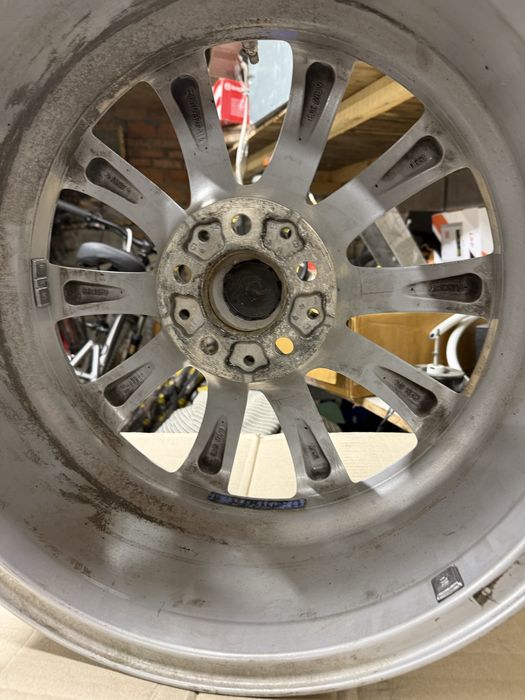 Диски BMW R18 8j ET30 5x112