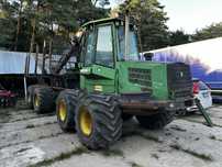 Forwarder John Deere 1110 d eco III