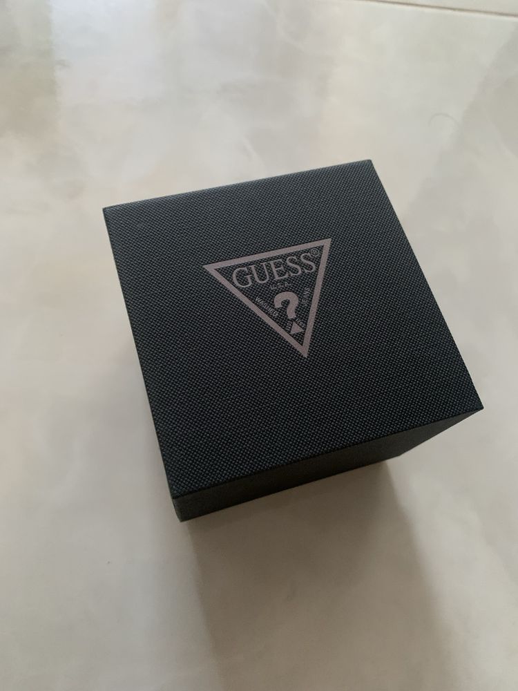Наручний годинник GUESS W1254G2
