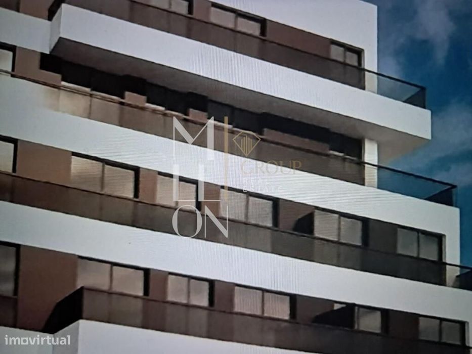 Apartamento T2 a poucos metros da rotunda de Santo Ovídio, Vila Nova d