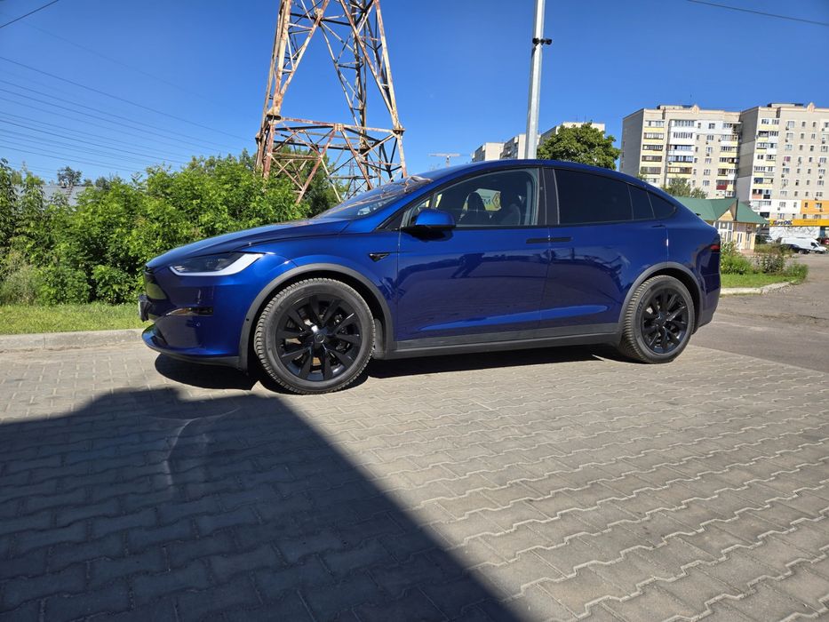 Продам Тесла МХ  2022 год