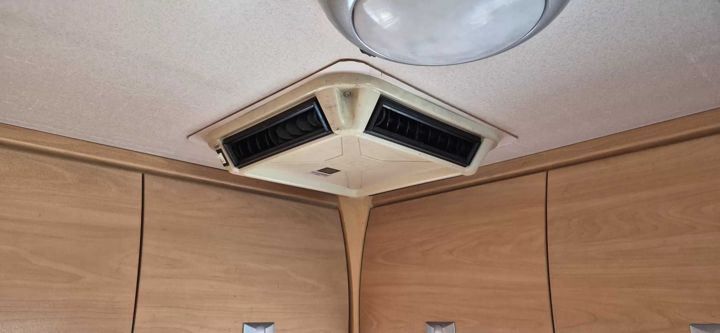 CITROEN  JUMPER 2.3  M-JET  - CHALLENGER - 4 LUGARES - 4 DORMIDAS