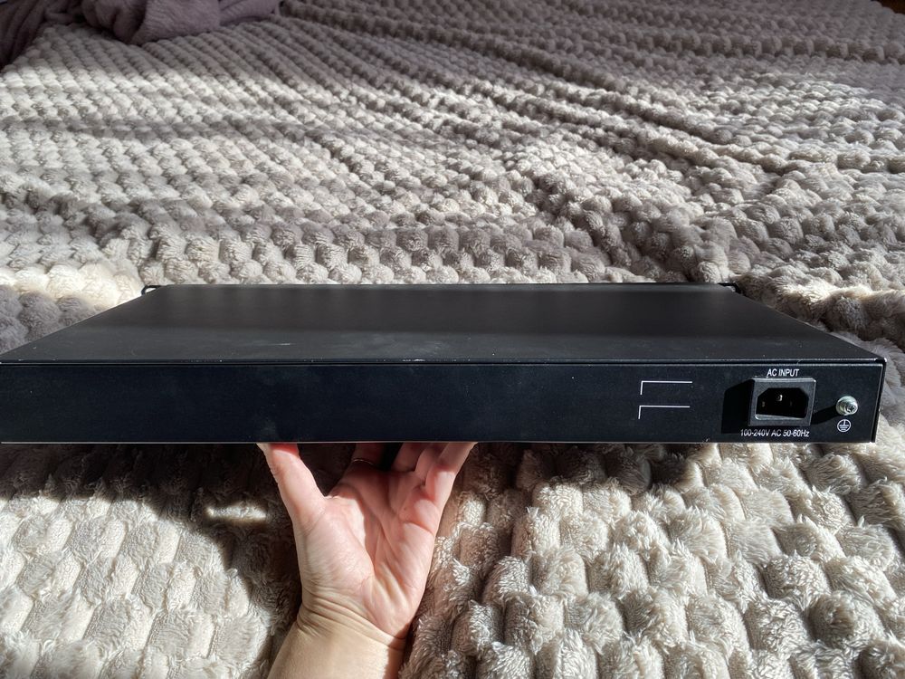 Комутатор D-Link DES-1026G