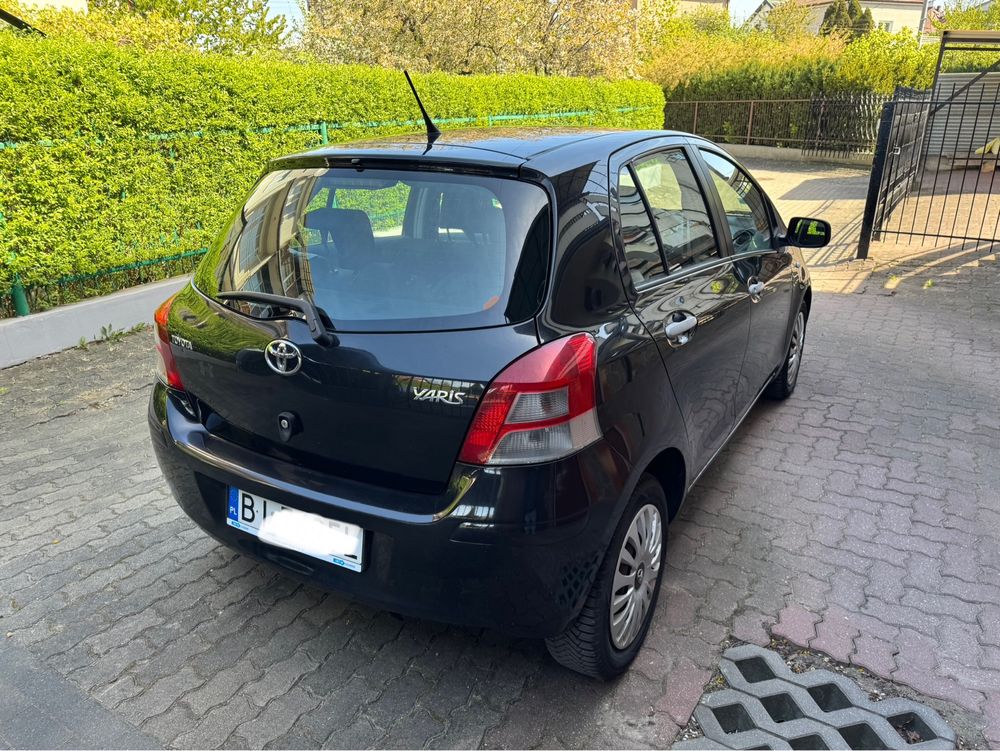 Toyota Yaris 1.3 benzyna wersja SOL Climatronic el Szyby