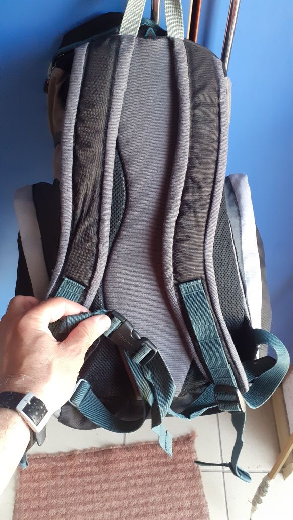 Туристический рюкзак  Karrimor Skye с систем. спины Coolmesh.Р-ры 58*3