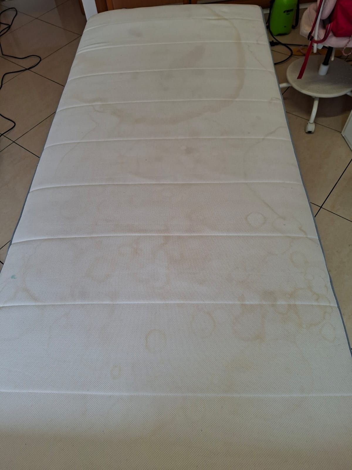 Serviços de Limpeza e Lavagem de Estofos