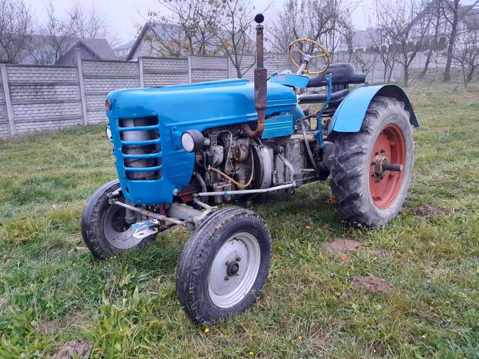 Sprzedam  Zetora z silnikiem 3-cylidrowym