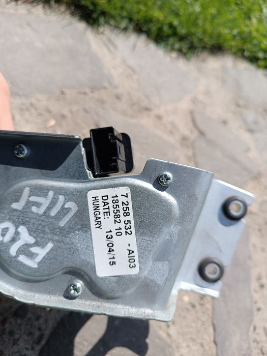 Моторчик заднього двірника, Склоочисника Bmw Е81,84,87,Е61,E90,91,f11,