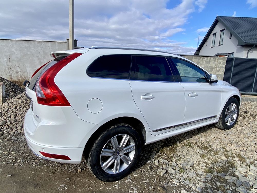 VOLVO XC60 Вольво хс60 АВТОМАТ кросовер продам срочно джип