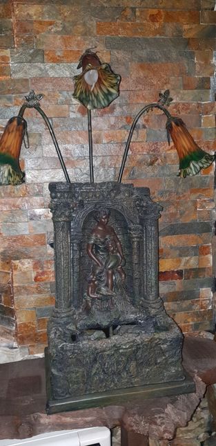 Candeeiro fonte e estátua Arte Nova