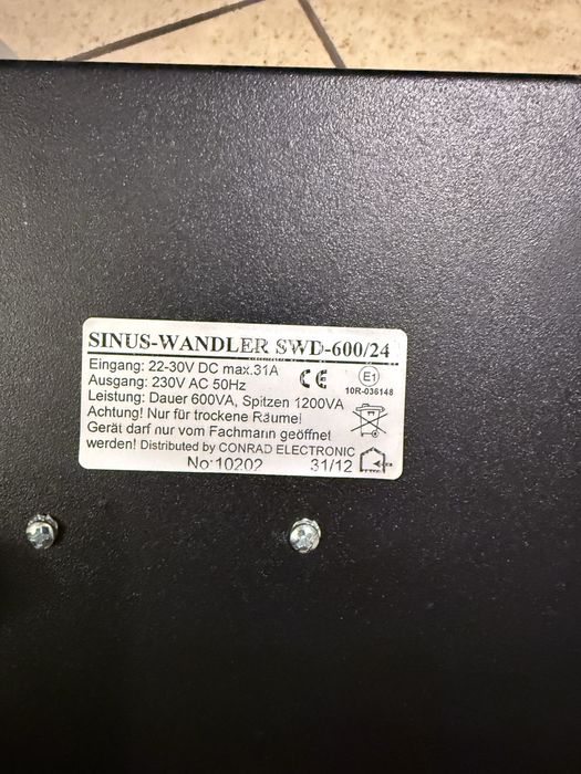 Инвертор. Преобразователь. 24/230В автомобільний