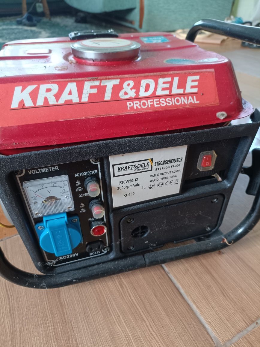 Генератор 2000Watt