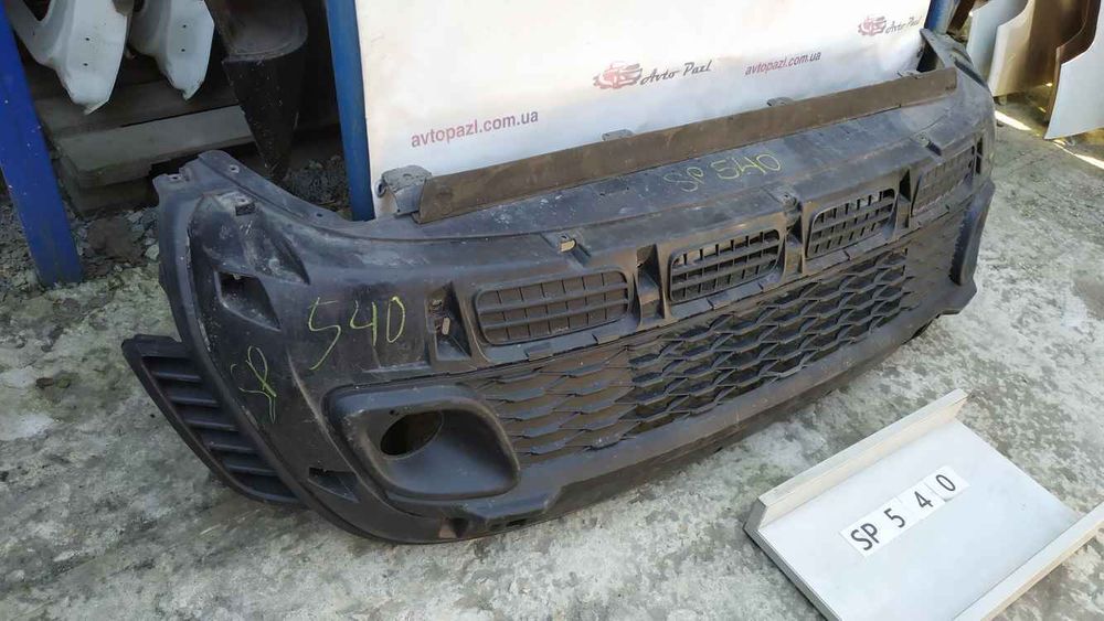 Fiat/Alfa/Lancia 500L Cross 13- решітка бампера перед SP0540