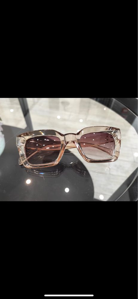 Oculos de sol para mulheres estilo de Grife 4 cores disponiveis
