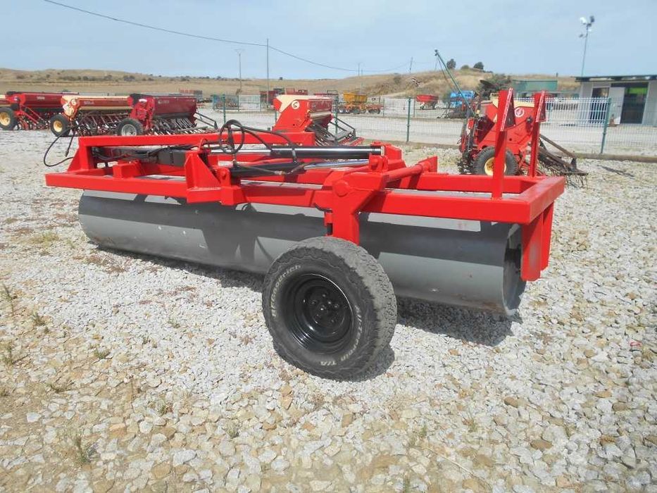 Rolo liso 4m hidráulico