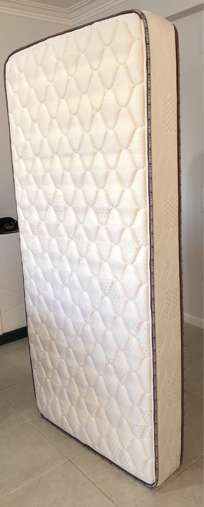 Colchão 90 x 190