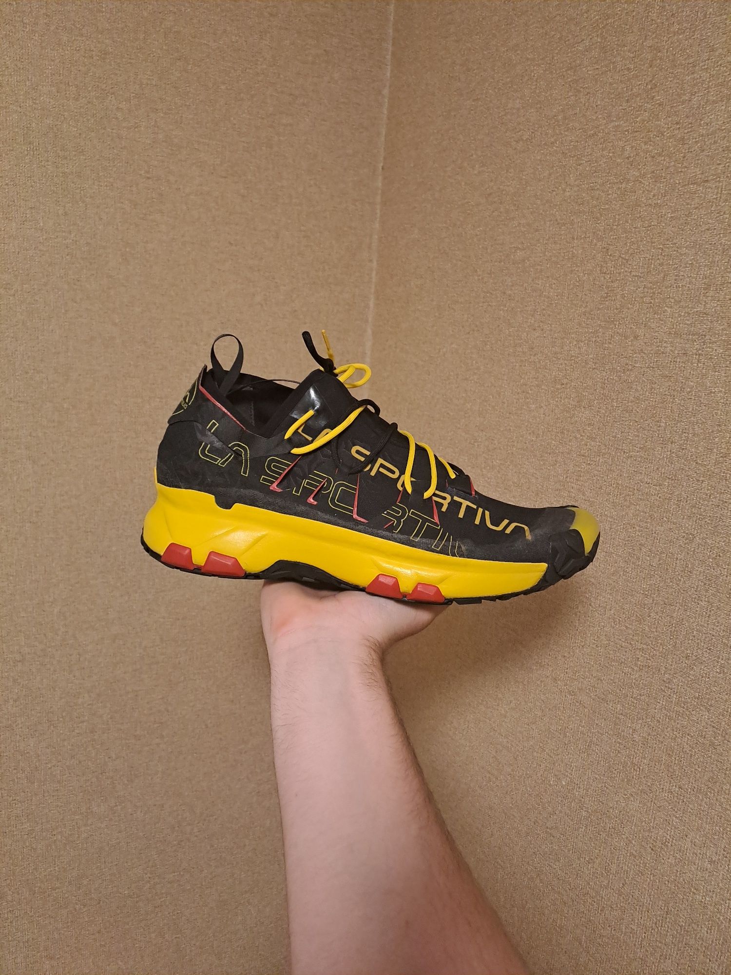 Новые кроссовки la sportiva unika 44p.