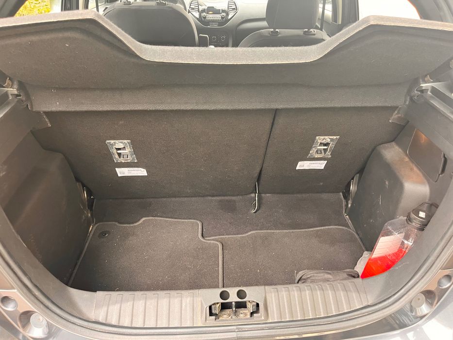 Продам авто, перший власник. Ford ka +,  з низьким пробігом:)