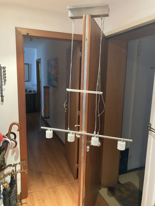 Candeeiro suspenso  ajustavel em altura/  2 candeeiros mesa ikeia