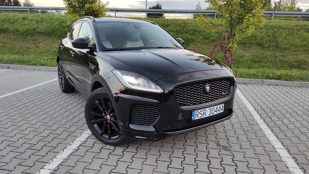 Jaguar E-Pace 300KM ,P300, AWD , R-dynamic SE Black