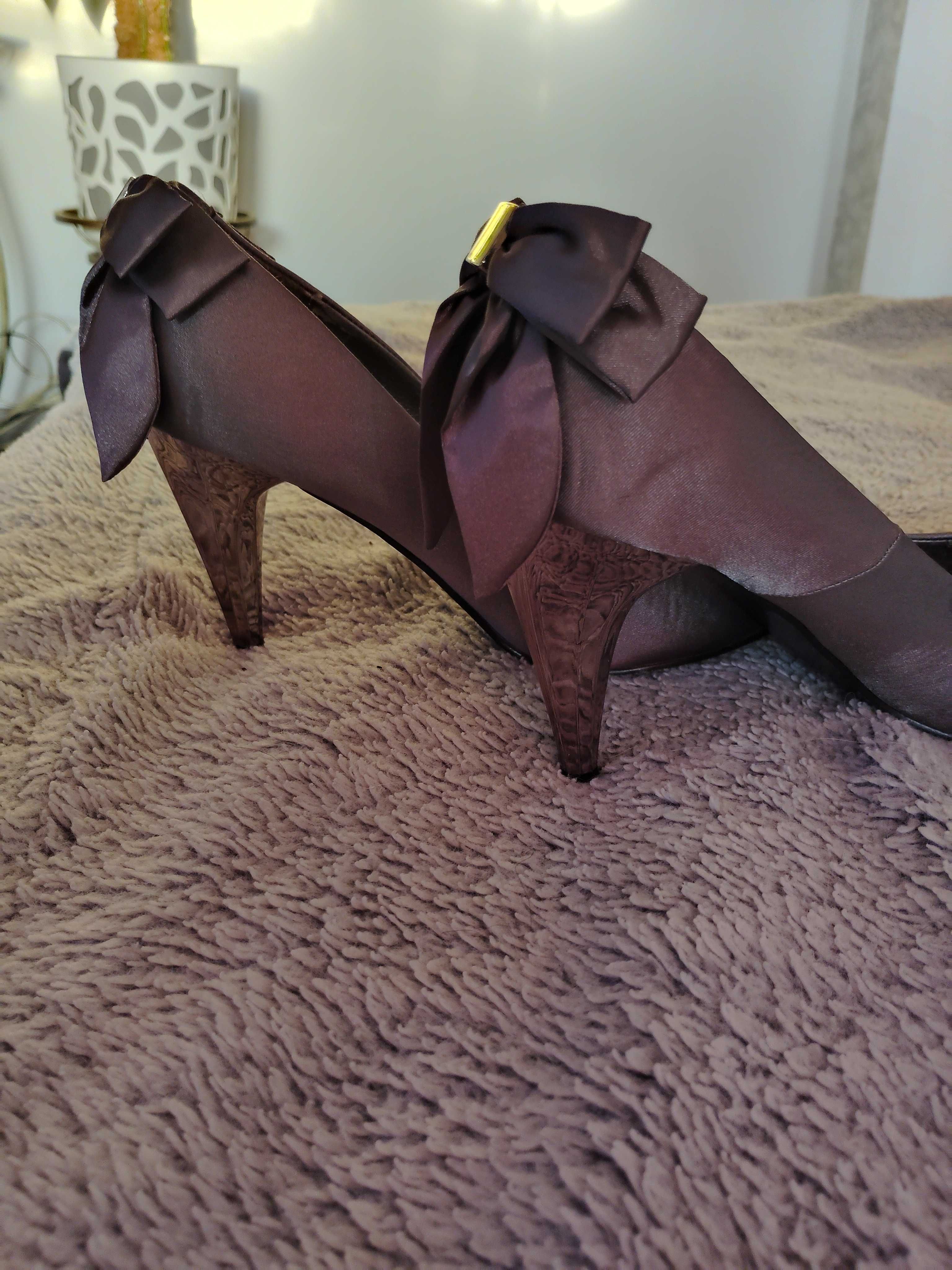 Buty damskie wizytowe 39