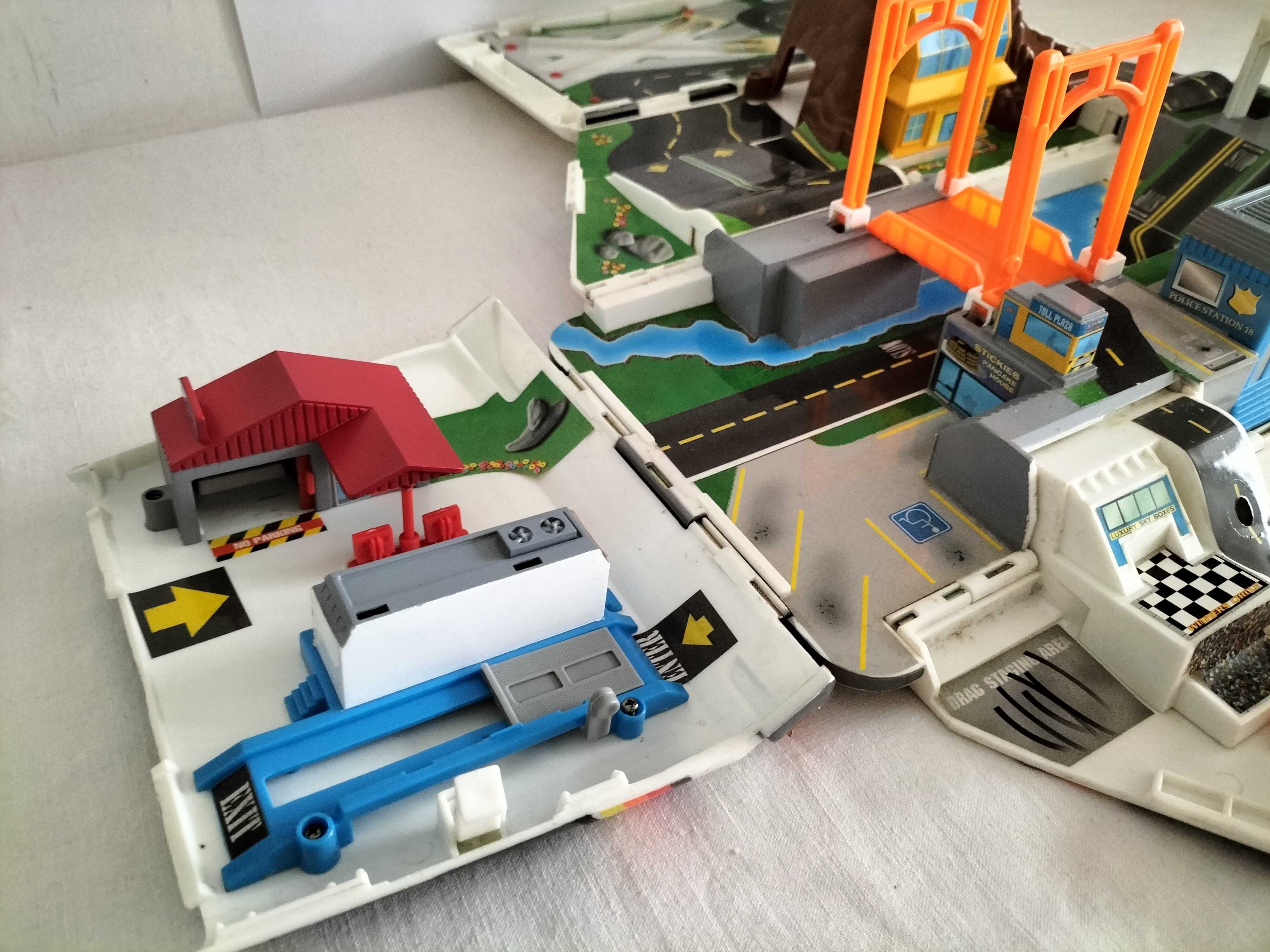 Micro machines samochód rozkładany miasto