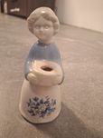 Swiecznik dziewczynka z chóru porcelana vintage