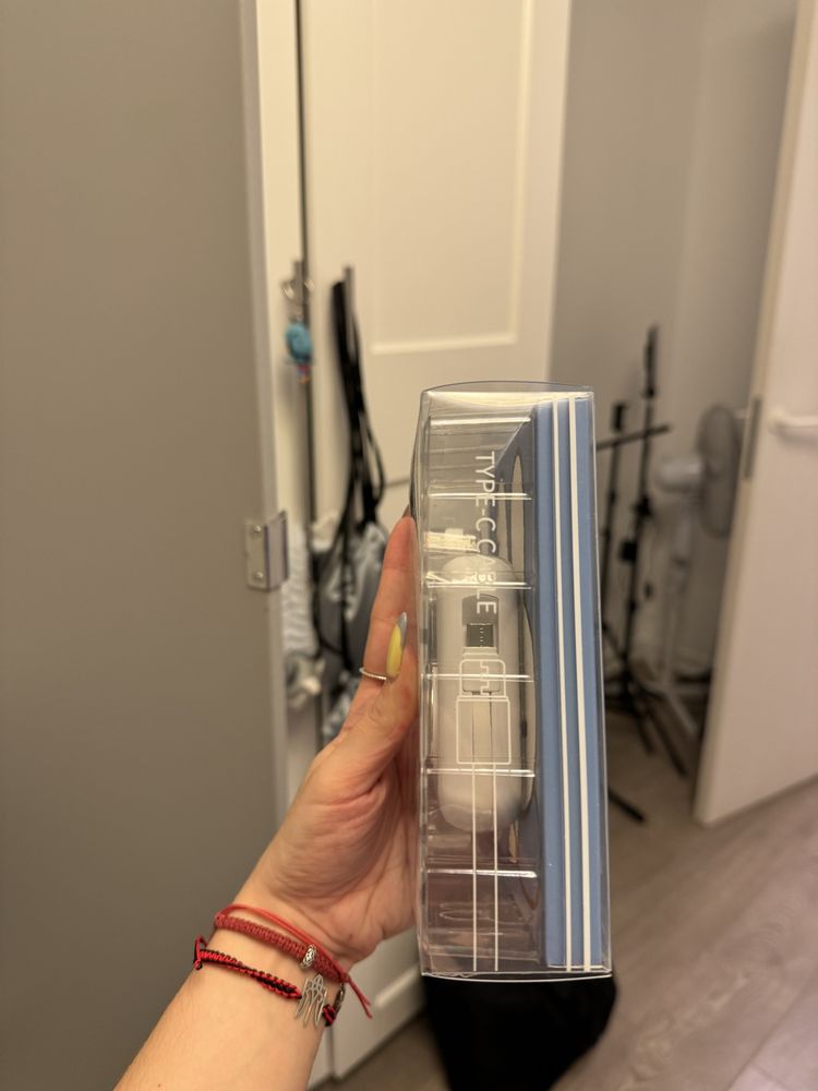 Павербанк powerbank 10000 білий з зайцем