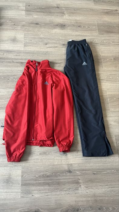 Продам спортивний костюм Adidas