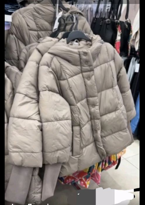 Продам  куртку жіночу