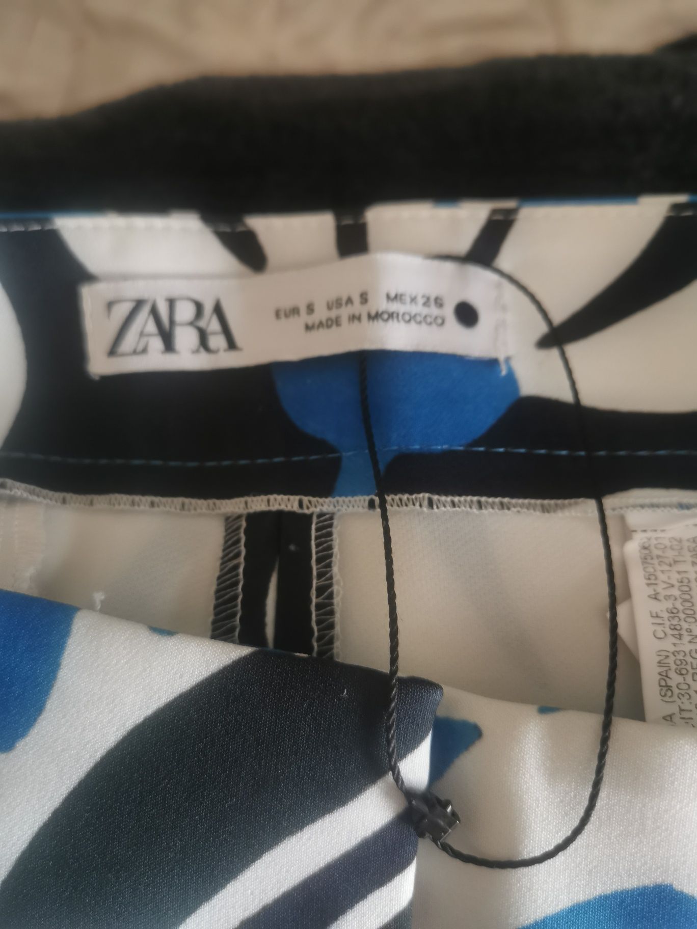 Calções marca Zara novo