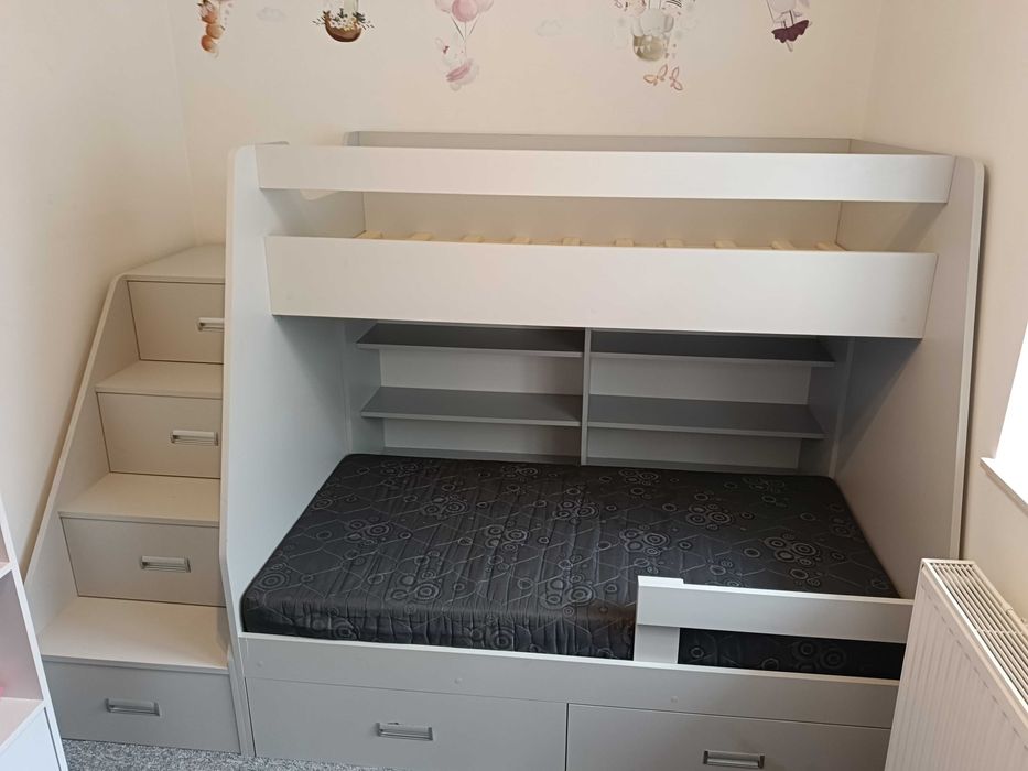 Sprzedam Łóżko piętrowe