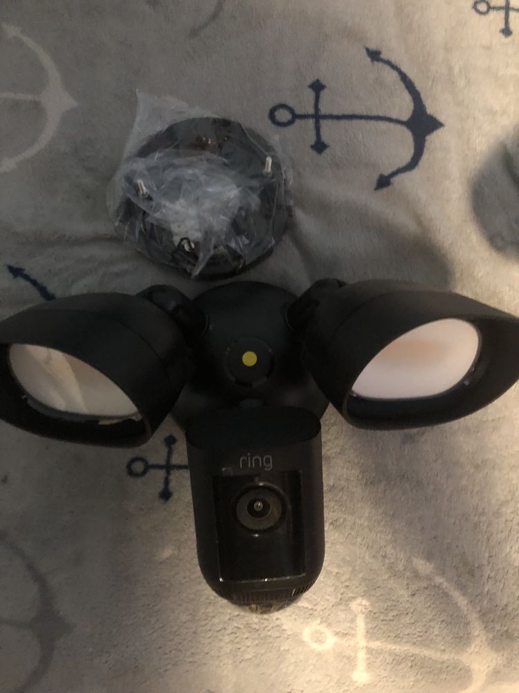 ПРОДАМ Камеру Відеоспостереження RING
