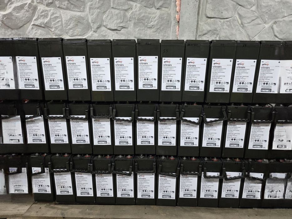 Тяговые гелевые аккумуляторы MonBat 12MVR100TA AGM