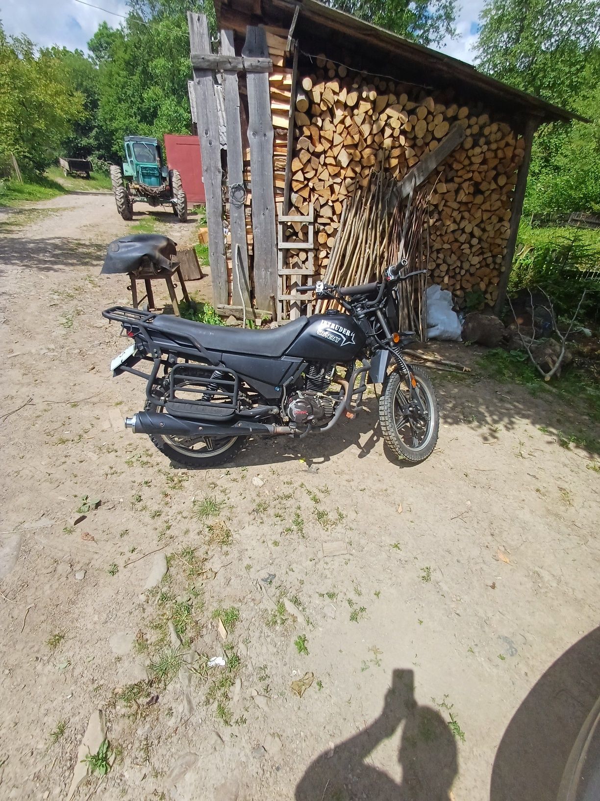 Продам мотоцикл .