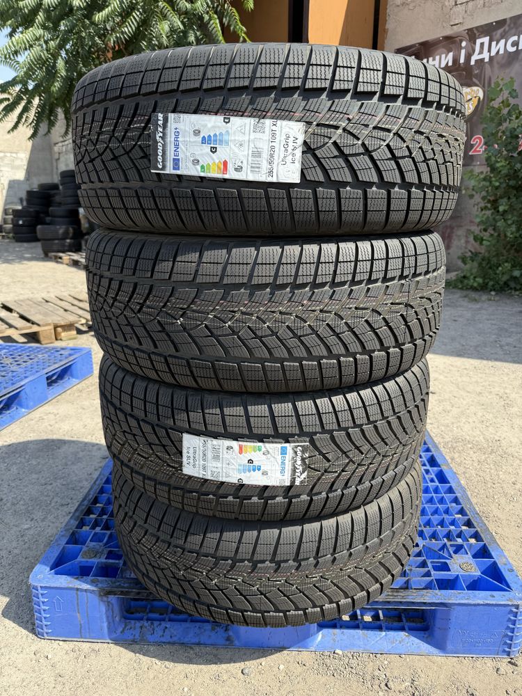 255/50 r20 Goodyear UltraGrip ICE SUV 24 год Germany Резина зимняя НОВ