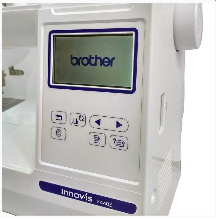 Bordadora BROTHER Innovis F440E como nova