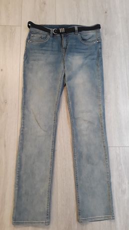 Dżinsowe spodnie klasyczne z paskiem Orsay R 38