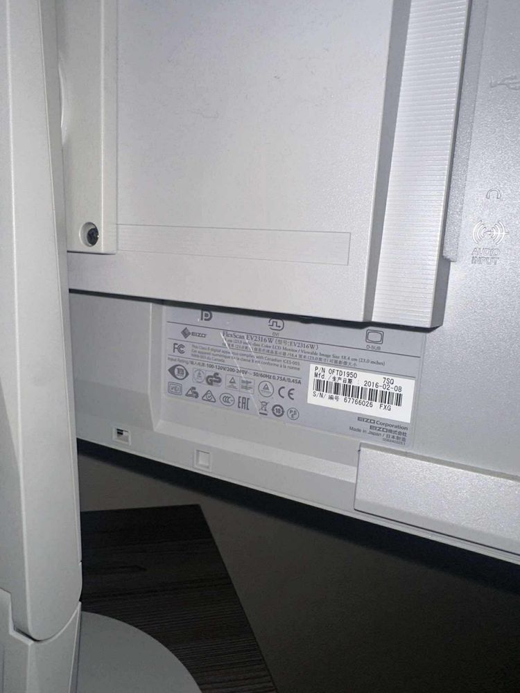 Monitor 24 cale hdmi dp usb