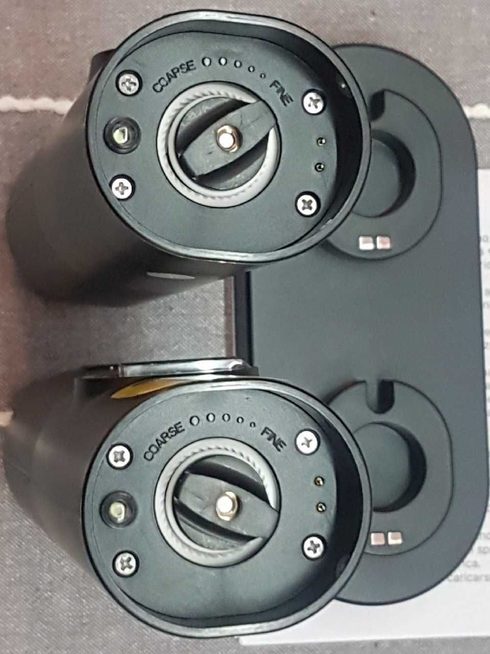 Młynki elektryczne do przypraw 2 sztuki ładowane USB na podstawie.