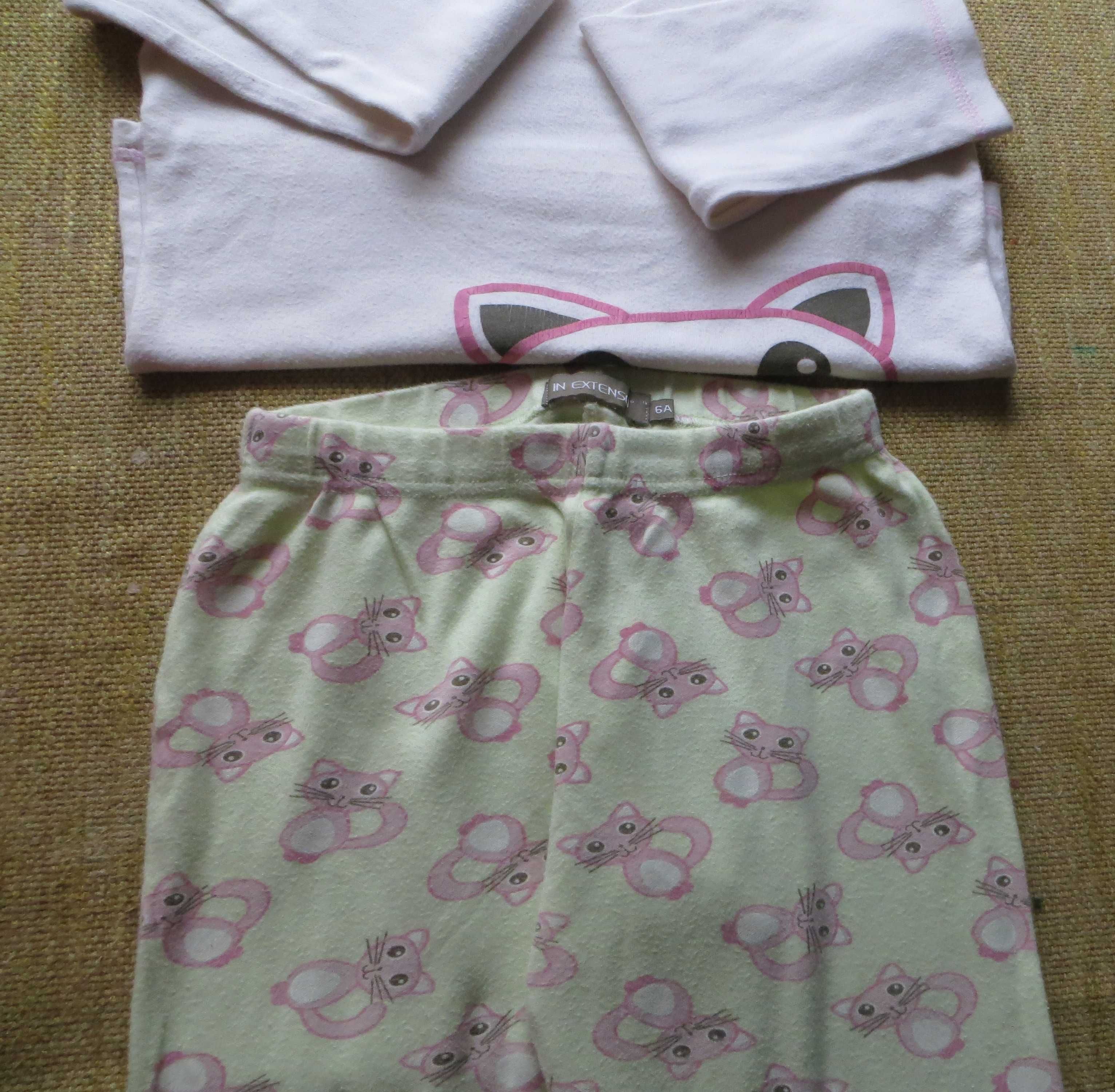 Pijama Hello Kitty In Extenso - Composição 100% Algodão - 6 Anos