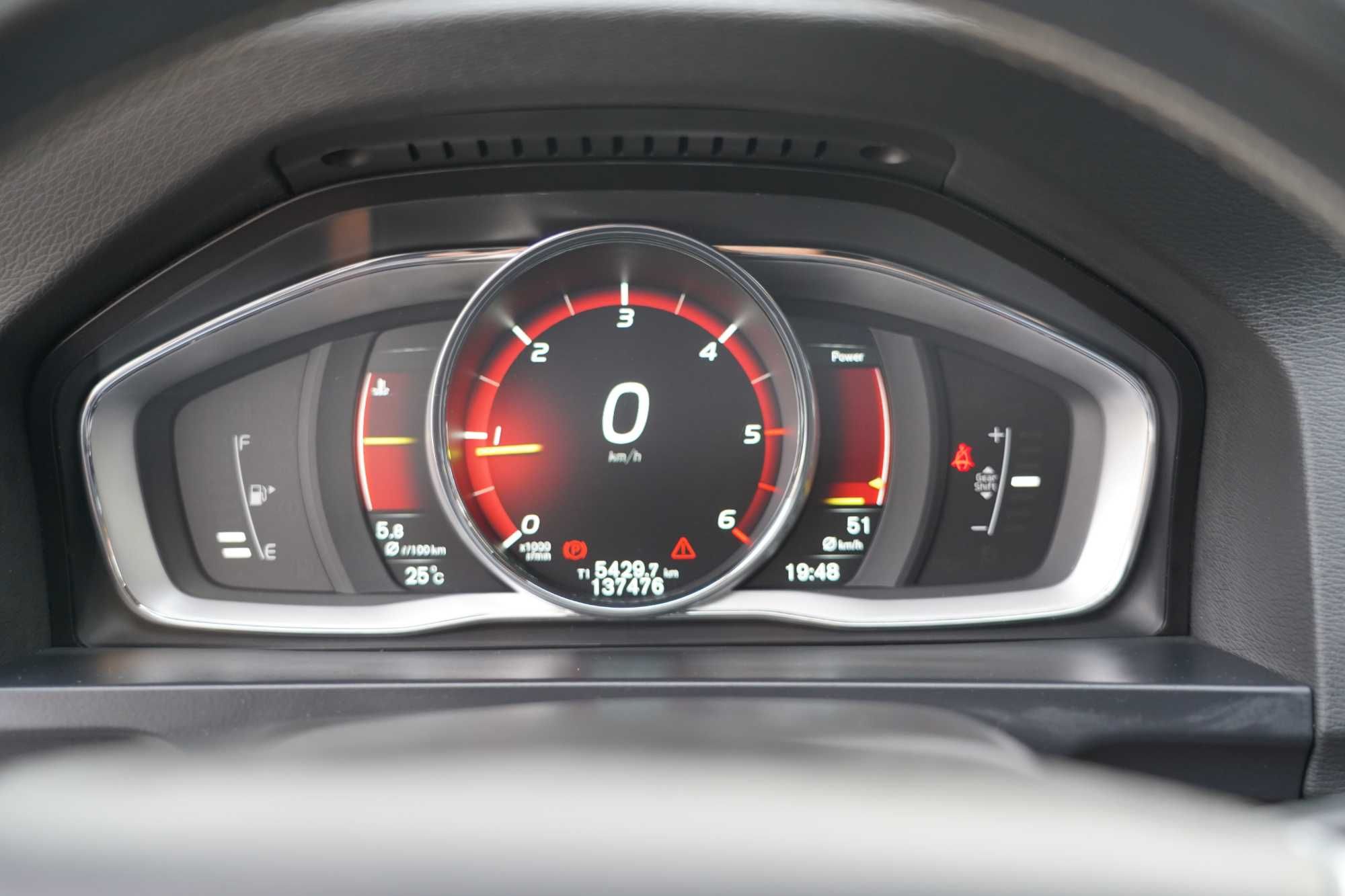 VOLVO V60 D2 R-DESIGN  2.0 120CV