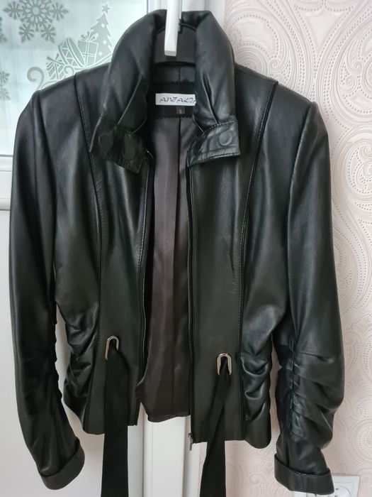 Кожаная куртка пиджак новая xs-s