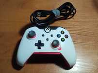 Kontroler PDP Xbox i komputer Pad przewodowy Biały FUSE Różowy
